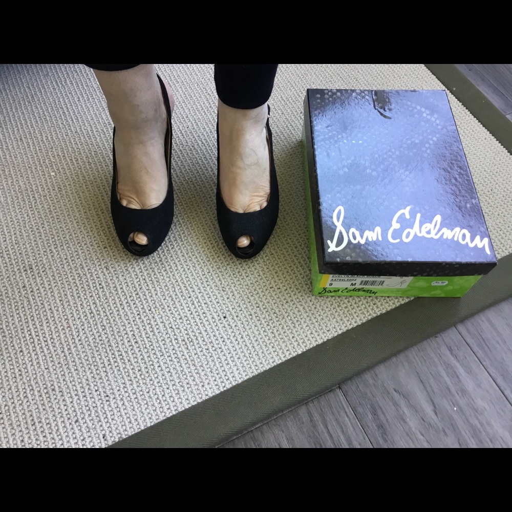 Sam Edelman black reptile sling back heels